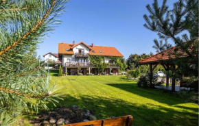 1 Bedroom Cozy Apartment In Chlapowo